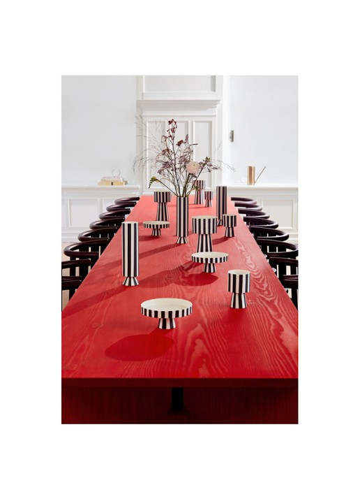 OYOY Living Design Toppu vaas 31 cm - detail 3 zwart