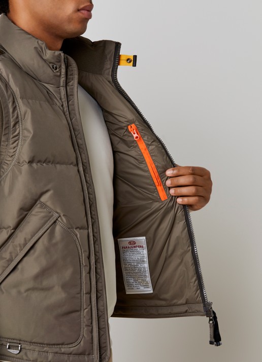 Parajumpers Kobuk bodywarmer met donsvulling - detail 3 bronsgroen