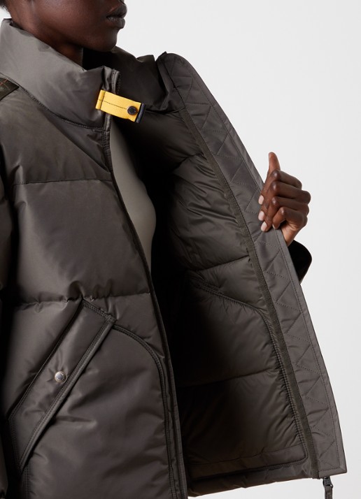 Parajumpers Mallery puffer jack met donsvulling en logo - detail 2 olijfgroen