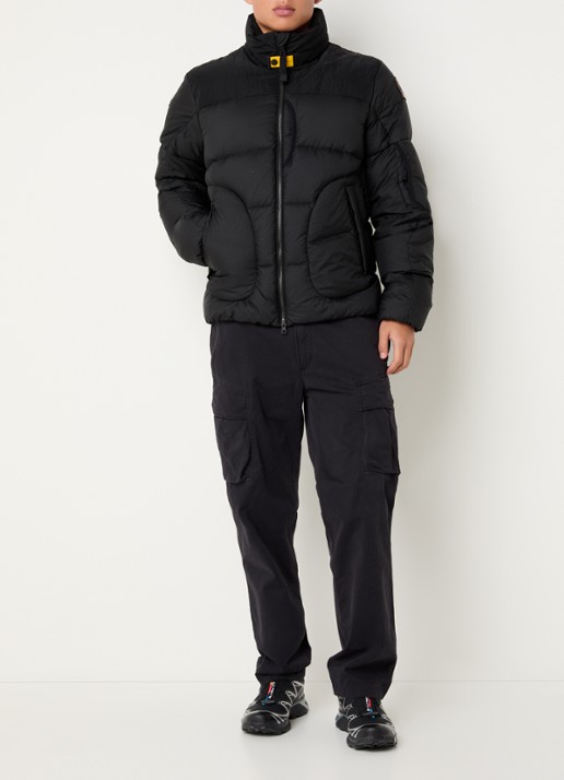 Parajumpers Yari puffer jack met logo - voorkant 2 zwart