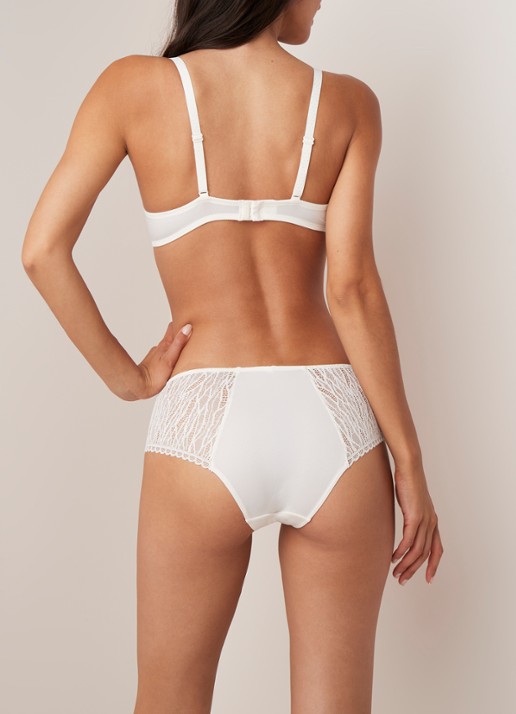 Passionata Ironic shorty met kant - achterkant 3 gebroken wit