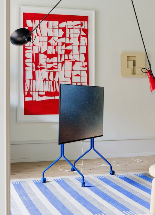 Pedestal Moon Rollin' TV standaard 107 cm - voorkant 2 donkerblauw