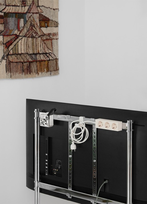 Pedestal Moon Rollin' TV standaard 107 cm - detail 5 metallic