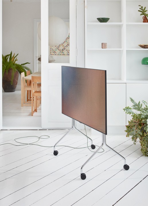 Pedestal Moon Rollin' TV standaard 107 cm - voorkant 7 metallic