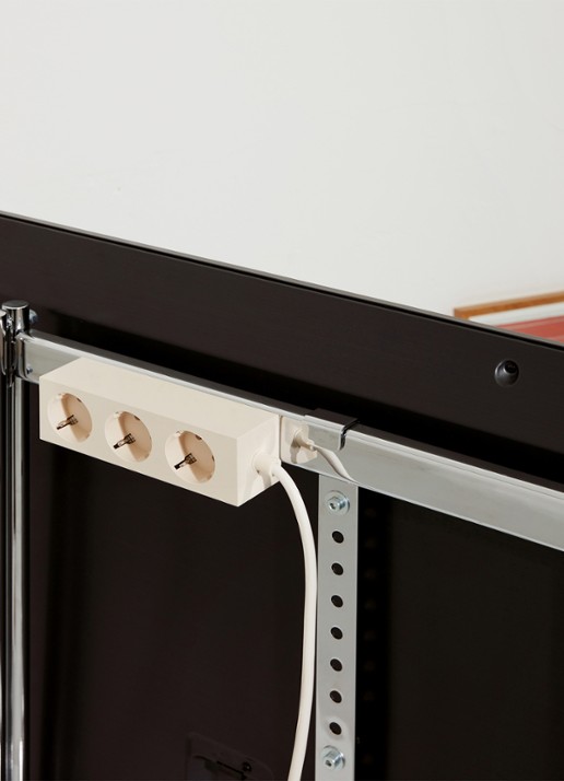 Pedestal Power Bar stekkerdoos 2 meter - detail 5 ivoor