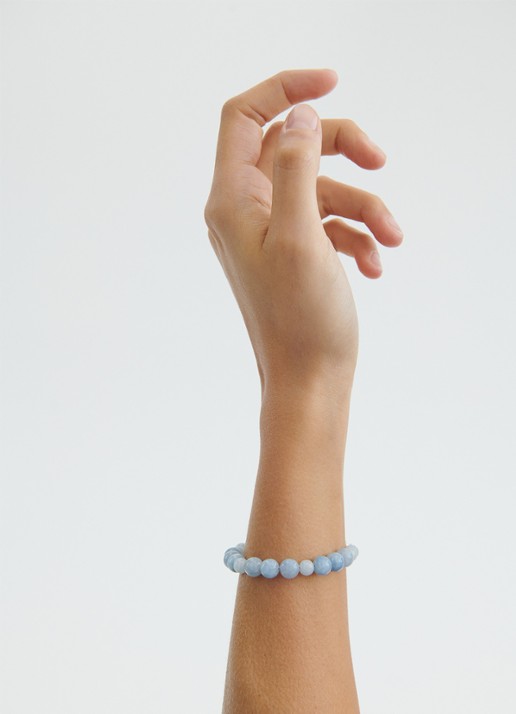 Pernille Corydon Blue sky kralenarmband verguld - voorkant 2 lichtblauw