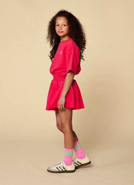 Petit Blush Loose fit korte joggingbroek met steekzakken - voorkant 2 kersenrood