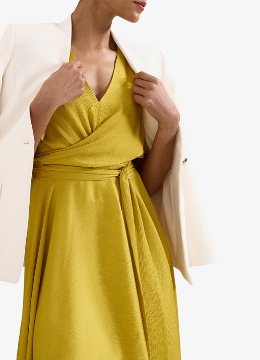 Phase Eight Abbie midi wikkeljurk met V-hals en ceintuur - detail 7 okergeel