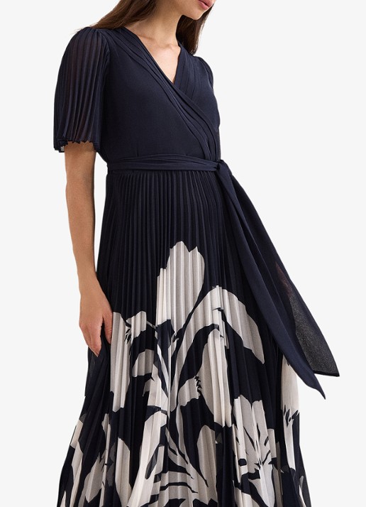 Phase Eight Abigail maxi jurk met bloemenprint - detail 4 donkerblauw