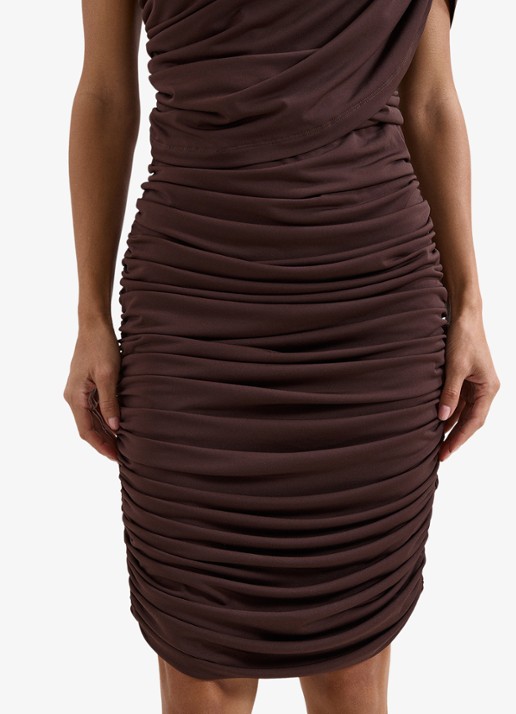 Phase Eight Aimee mini jurk met asymmetrische mouw - detail 3 bruin