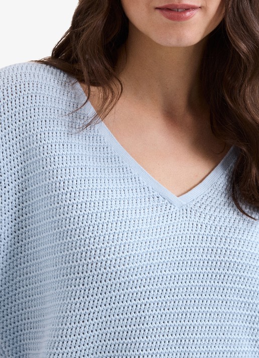 Phase Eight Amira grofgebreide top met V-hals - detail 5 lichtblauw