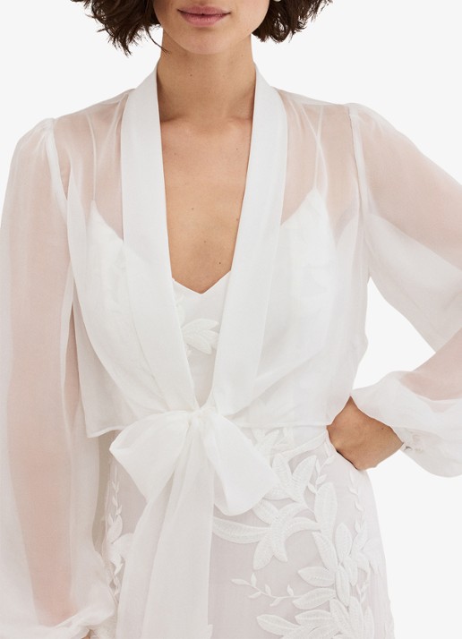 Phase Eight Arabella semi-transparant bolero van zijde - detail 5 gebroken wit