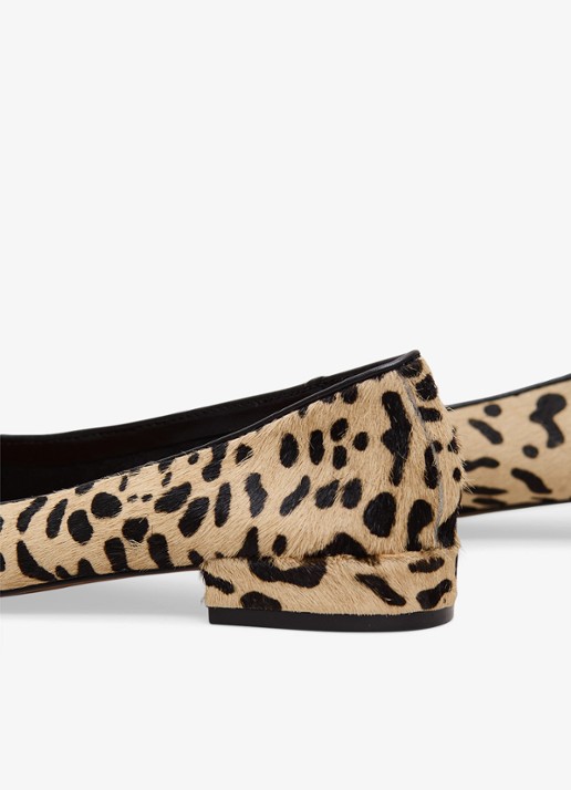 Phase Eight Ballerina van leer met panterprint - detail 6 bruin