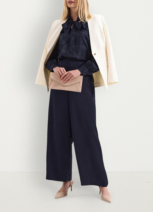 Phase Eight Beccy wide fit pantalon van satijn met steekzakken - detail 5 donkerblauw