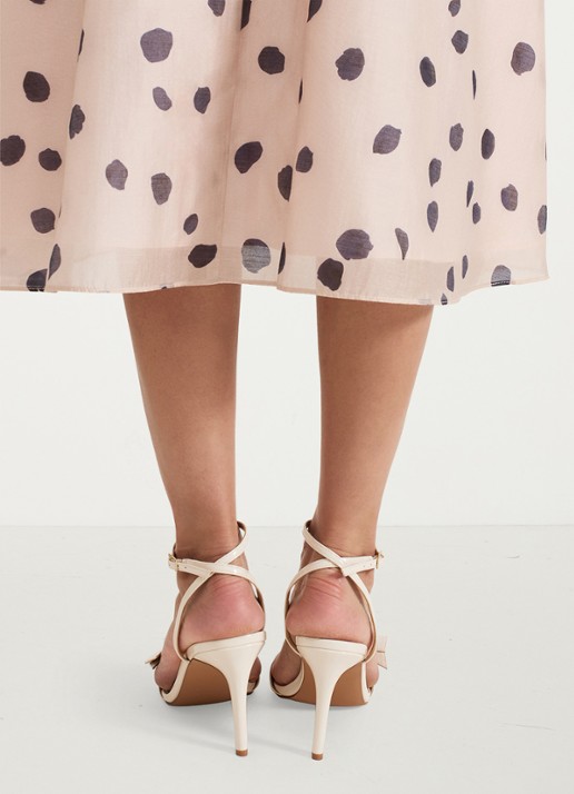 Phase Eight Bow sandalette met strikdetail - achterkant ivoor