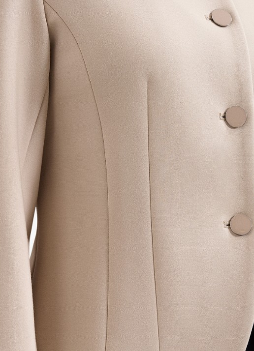 Phase Eight Carla jack met ronde hals - detail 4 creme