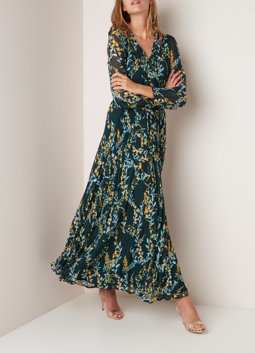 Phase Eight Carmen maxi jurk met plissé en strikceintuur - voorkant 2 flessengroen