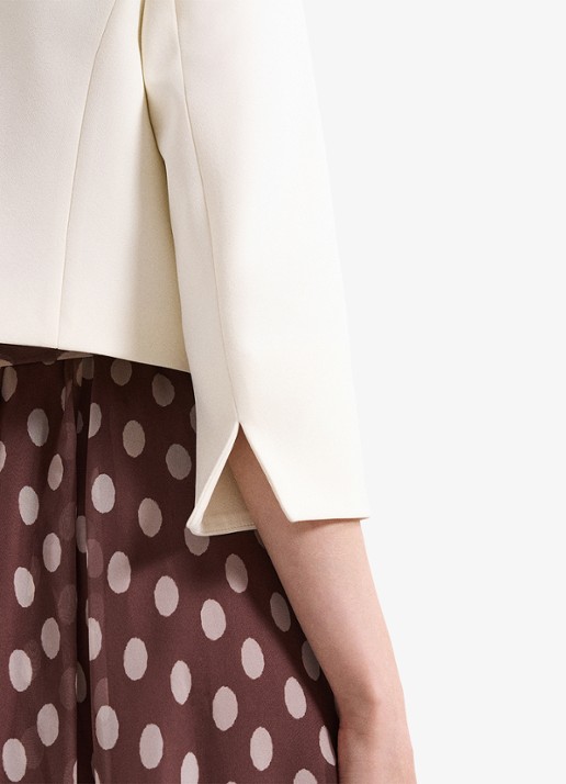 Phase Eight Catherine cropped blazer - detail 7 gebroken wit