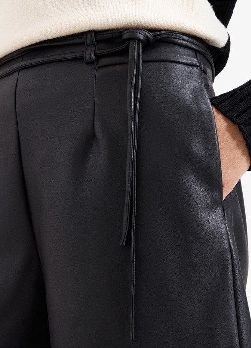 Phase Eight Finlay korte broek met strikceintuur - detail 4 zwart