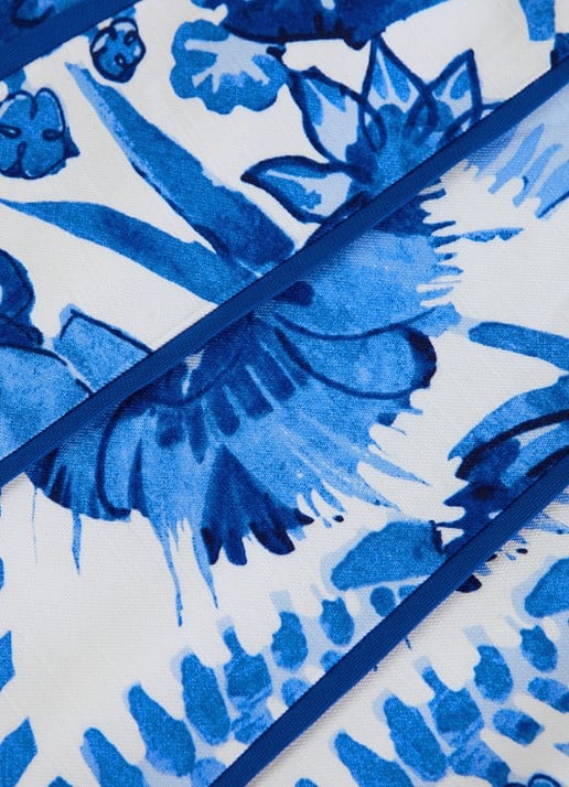 Phase Eight Goldie mouwloze midi jurk met bloemenprint - detail 6 blauw