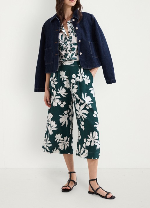 Phase Eight Josie high waist wide fit cropped pantalon met bloemenprint - voorkant 3 groen