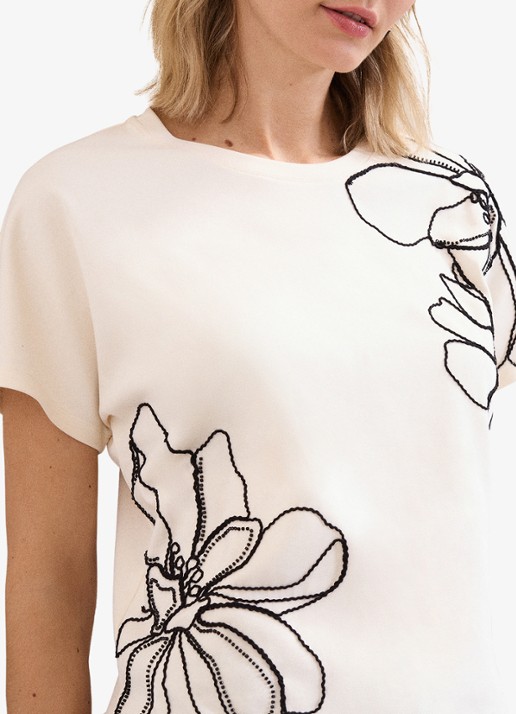 Phase Eight Malani T-Shirt met kralendecoratie - detail 2 wit