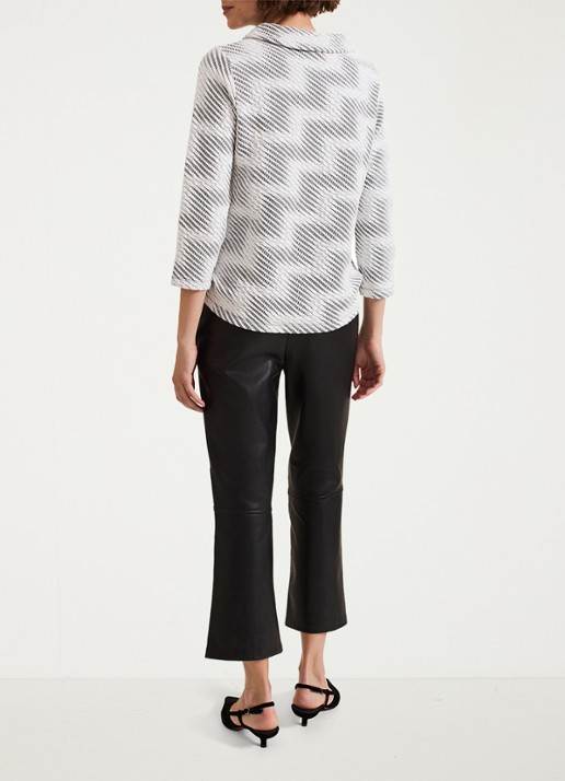 Phase Eight Mya straight fit cropped broek van imitatieleer - achterkant zwart