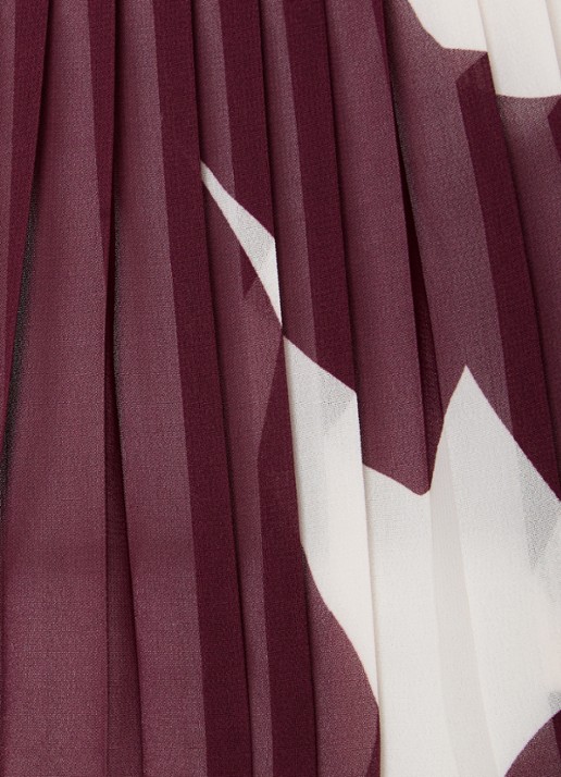 Phase Eight Nina semi-transparante top met print en plissé - detail 3 aubergine