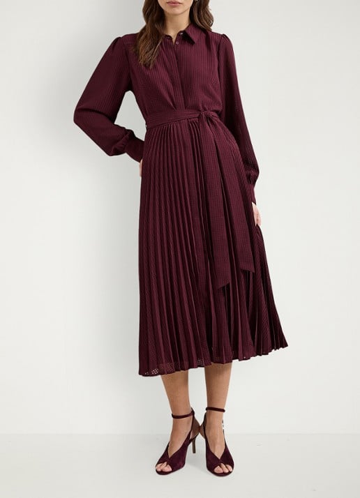 Phase Eight Ren midi blousejurk met print en strikceintuur - voorkant 2 bordeauxrood