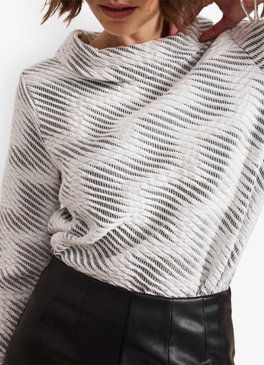 Phase Eight Rena top met pied-de-poule dessin en structuur  - detail 2 ivoor