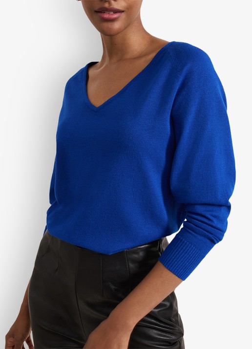 Phase Eight Senita fijngebreide trui met V-hals - voorkant 3 blauw