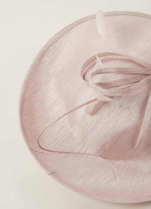 Phase Eight Sherby Twist Fascinator haarband met veren - detail taupe