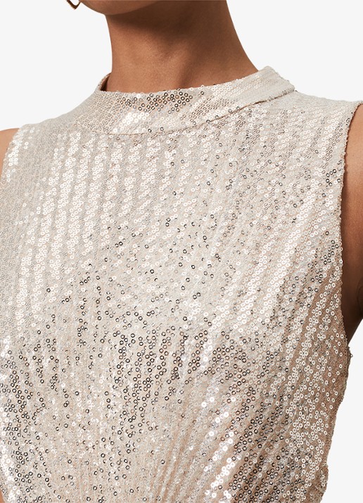 Phase Eight Simara Sequin Maxi soft gold - detail 2 okergeel