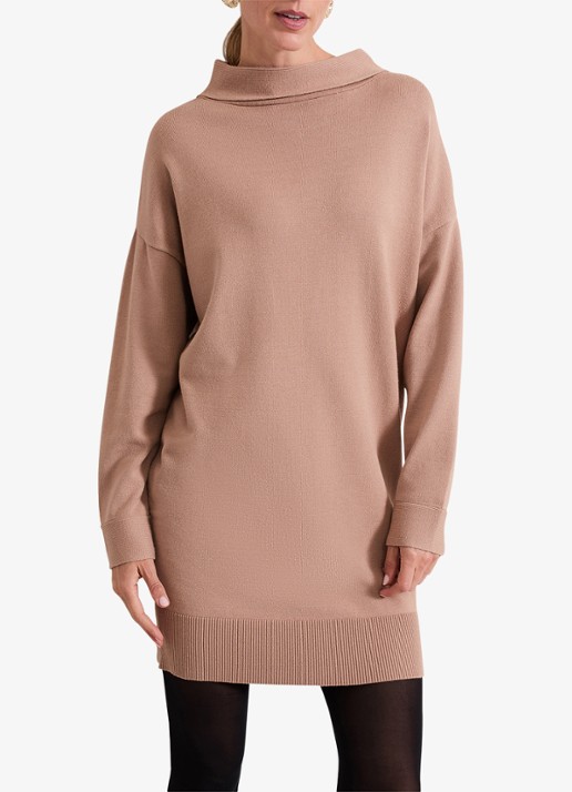 Phase Eight Skylar mini fijngebreide trui-jurk met opstaande kraag  - voorkant 2 camel