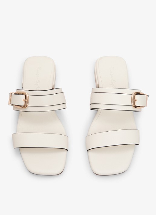 Phase Eight Slipper met gespdetail - detail 2 wit