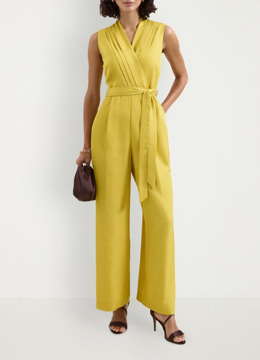 Phase Eight Taylor wide fit jumpsuit met strikceintuur - voorkant 7 geel