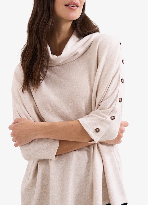 Phase Eight Toni top met opstaande kraag - detail 3 beige