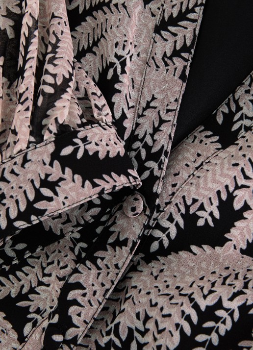 Phase Eight Willow maxi blousejurk met bladprint en strikceintuur - detail 7 zwart