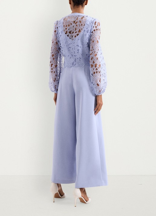Phase Eight Winona jumpsuit met vest van broderie - achterkant pale blue