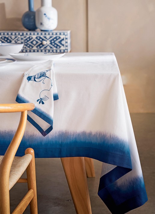 Pip Studio Pip & The Blue Bird tafelkleed 160 x 310 cm - detail 3 blauw