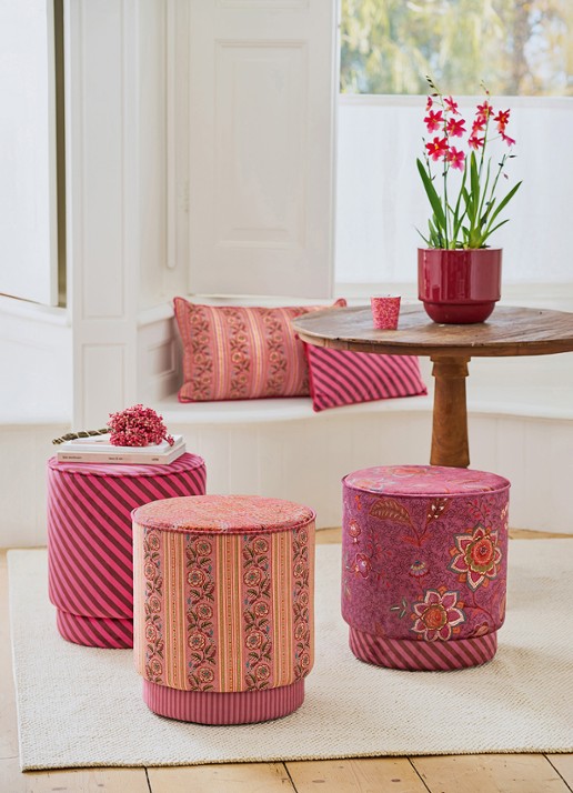 Pip Studio Rosa Rani poef 40 x 45 cm - voorkant 3 roze