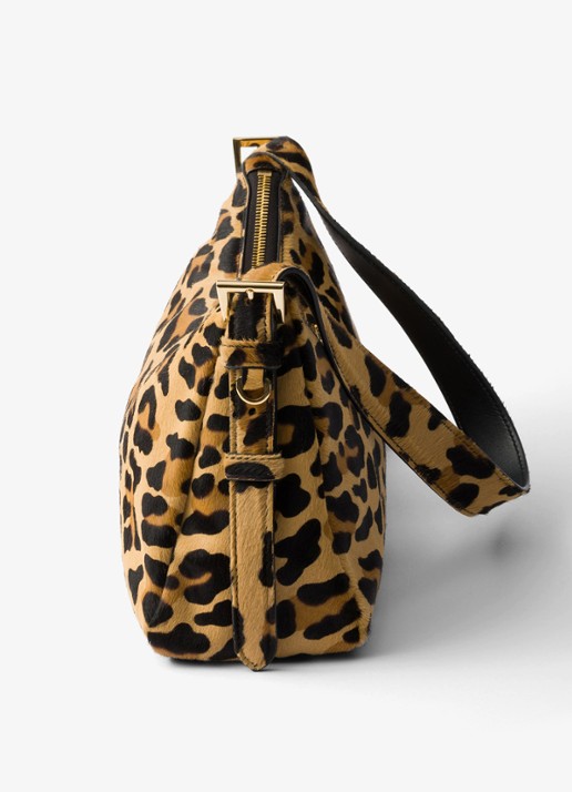Prada Aimée Medium schoudertas van leer met panterprint - detail 3 lichtbruin