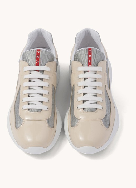 Prada America's Cup sneaker met lakleren details - achterkant 6 creme