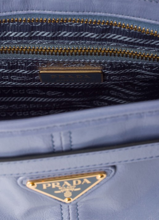 Prada Bonnie Large schoudertas van kalfsleer - detail 2 staalblauw