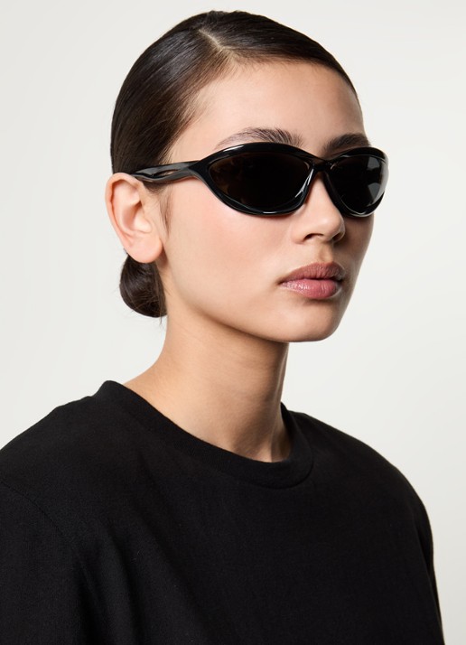 Prada Cat Eye zonnebril PRA23S - voorkant 2 zwart