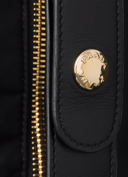 Prada Chérie Re-Nylon Mini handtas met leren details - detail 6 black