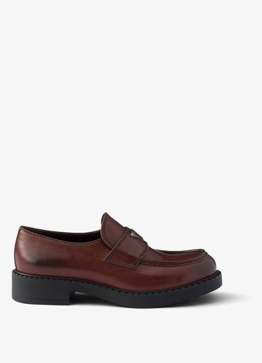 Prada Chocolate loafer van kalfsleer - voorkant 5 bruin