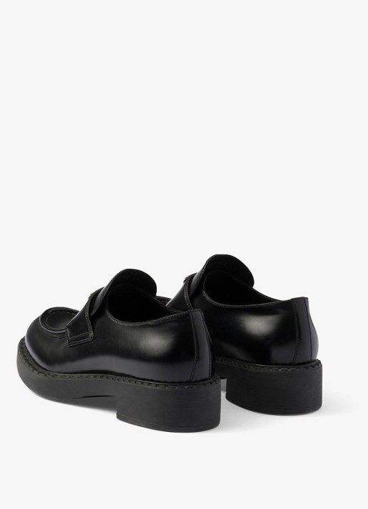Prada Chocolate loafer van leer met logo  - achterkant zwart