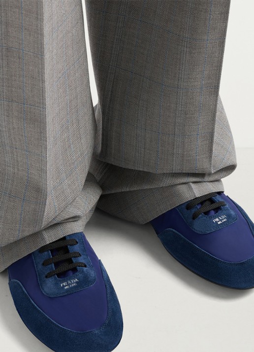 Prada Collapse Re-Nylon sneaker met suède details - detail 3 donkerblauw