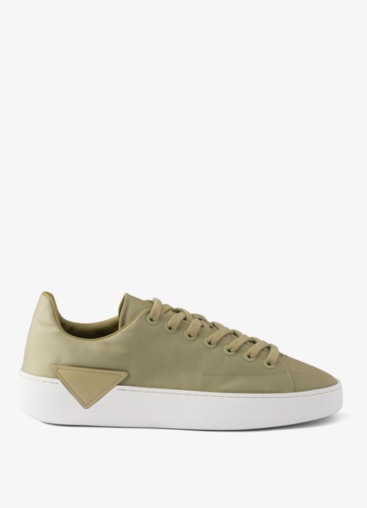Prada Court Re-Nylon sneaker met logo